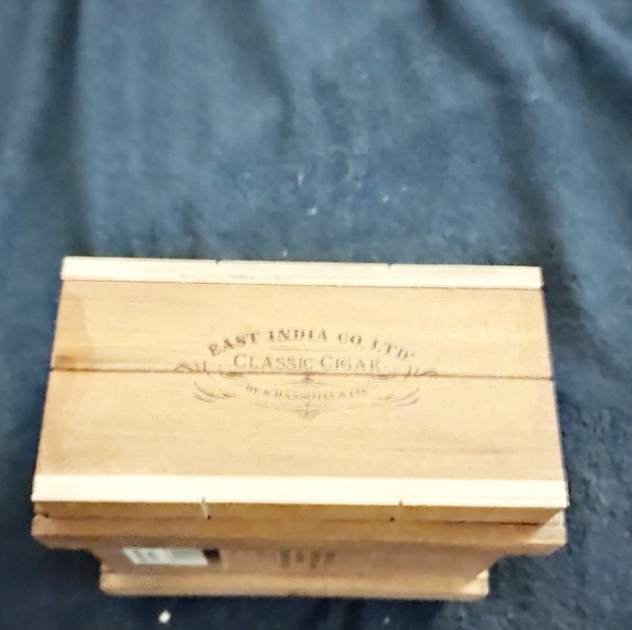 East India Co. Ltd. Classic Cigar box - Picture 4 of 6